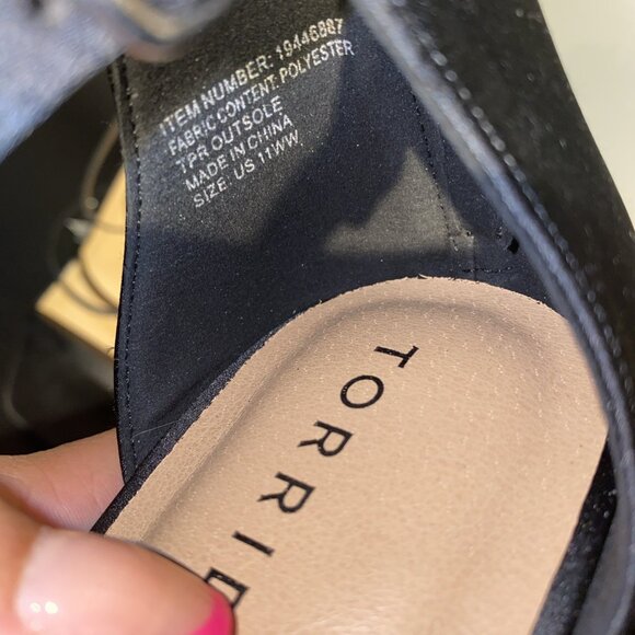 Torrid 11W Black Satin Strappy High Heel - Picture 7 of 8